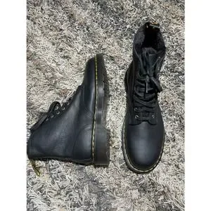 Dr. Martens | Shoes | 46 Womens Arcadia Leather Lace Up  display picture 1